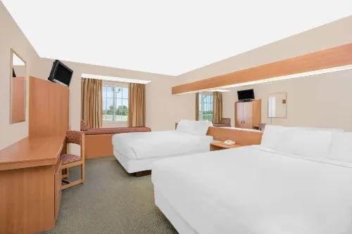 Microtel Inn & Suites by Wyndham Colfax/Newton Hotels in Colfax