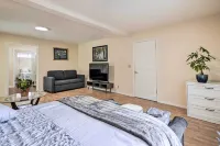 Peaceful Oakland Oasis w/ Private Yard!