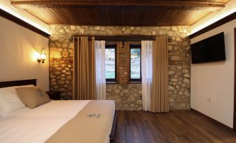 Kruja Albergo Diffuso , Inside Kruja Castle