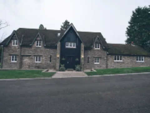 Cwrt Bleddyn Hotel Hotels in Usk