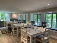 Somerset Lakeside Resort Hotels in Haliburton County