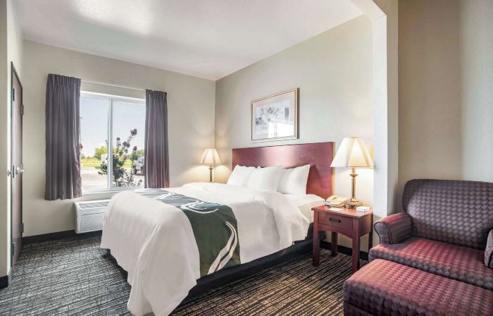 Quality Inn Parsons North