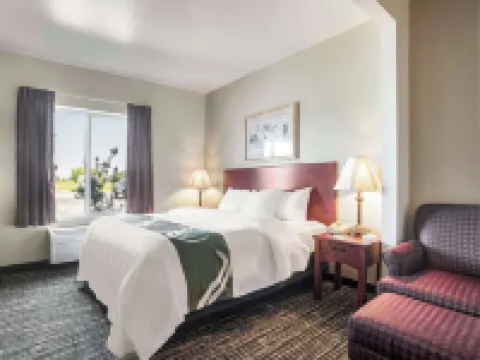 Quality Inn Parsons North Hoteles en Parsons