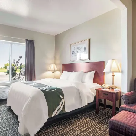 Quality Inn Parsons North