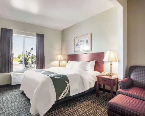 Quality Inn Parsons North Hotels in Parsons
