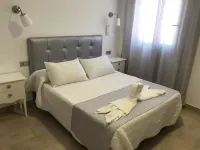 Hostal Cafeteria El Mero Hotels near Camping Camaleón