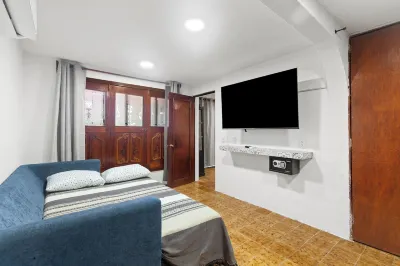 Casa Nance Alojamientos Xaman HÁ Centro Mercado 28 y Ado Suite Familiar 3 Personas  호텔