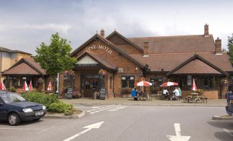 Premier Inn London Croydon (Purley A23)