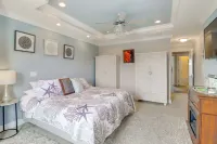 Walk to Ocean: Group Getaway in Virginia Beach! - Condos