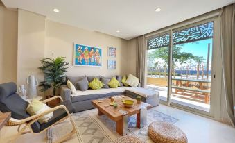 Sparky & Summery 2 Bdr Mangroovy Free Beach & Pool Access