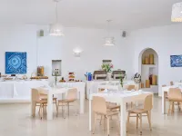 Paolas Town Hotels near Glam Club