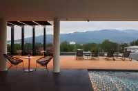 Travelodge Nimman - Rooftop Pools
