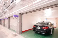 Guest Motel Zhubei - parking