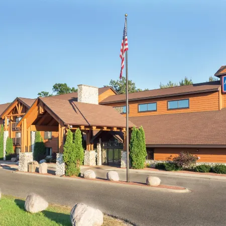 AmericInn by Wyndham Wisconsin Dells