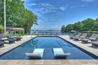 Bright Water Cove Priv DockBoat Ramp Waterfront Saltwater Pool AvantStay
