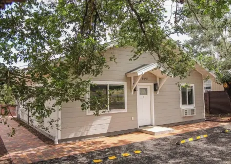 Heart Trail Lookout Unit 1 BRAND NEW HOT TUB and “The Griz” Cold Plunge! Отели в г. Коконино