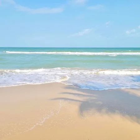 Khanom Golden Beach Hotel