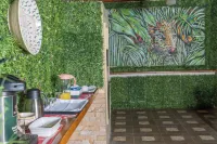 Seis Playas Hotel