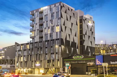 Modern 2Br Penthouse for Families by Zodiak Stays Hotell i Parnell