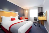 Holiday Inn Express Southampton M27, Jct.7 Hotels in Eastleigh District