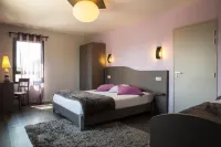 The Originals City Hôtel des Arts Montauban Hotels in Puygaillard-De-Quercy