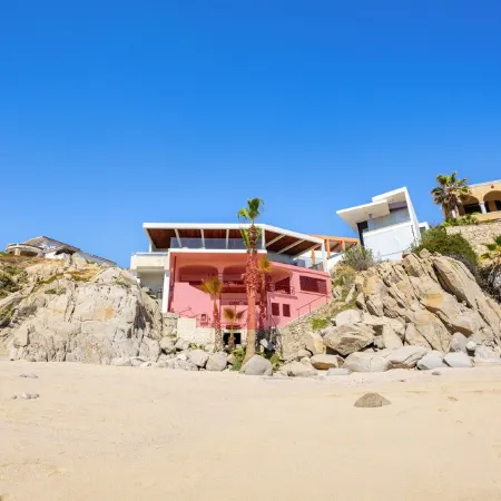 BEACH FRONT Elegance at Casa Bruma: Cabo's Escape with Jacuzzi