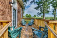 West Lafayette Home ~ 3 Mi to Purdue Campus! - Wifi
