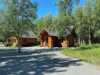 Beautiful Comfy Alaskan Log Home 2 Hotels in Wasilla