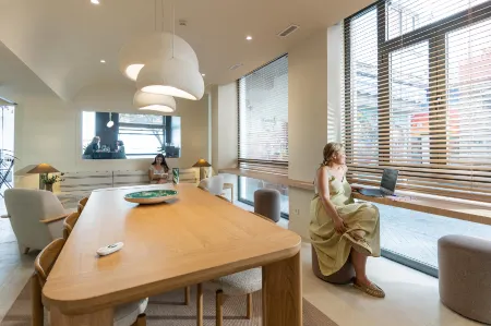 Literal Hotel Отели рядом с достопримечательностью «Estación de Autobuses de Málaga»