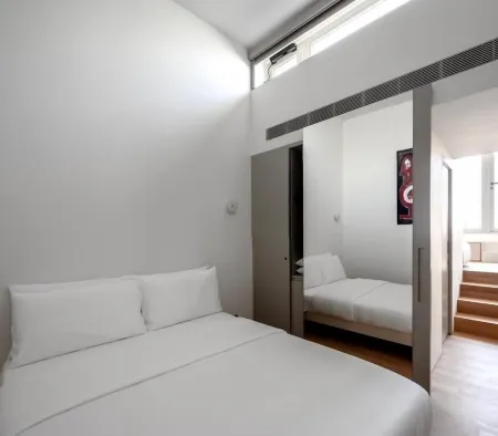 Lazzru Suites Отели рядом с достопримечательностью «Хал-Сафлиени»