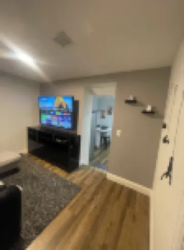 Modern 2Br Near NYC • Free Parking • Quiet Area