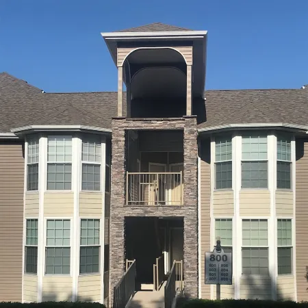 Newly Furnished Lakefront Condo in Kimberling City