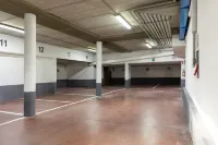 Olympic Palace - parking