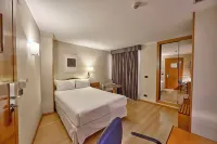 Civis Jaime I Hotels in Les Alqueries