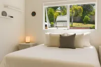 La Maison Soleil with heated Swim Spa Hotels in Ostend