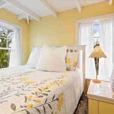 Saltaire at Goose Rocks Beach-Outdoor Shower/BBQ/AC Rooms