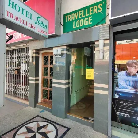 Travellers Lodge