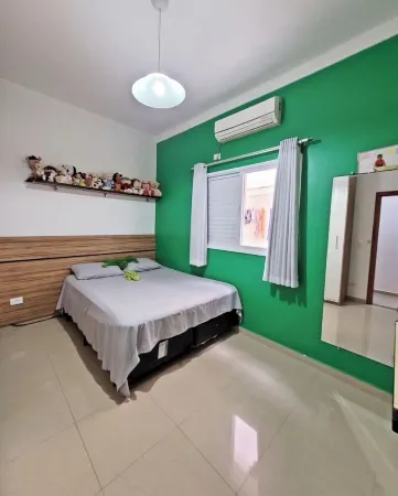 Detached cinema house, excellent location in the Guilhermina neighborhood