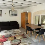 Charmant Duplex Moderne et Spacieux, Idéale en Famille Các khách sạn ở Le Vesinet