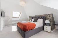 Duplex Flat near Heathrow 웨스트 드레이턴 호텔