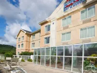 Fairfield Inn & Suites Pittsburgh New Stanton