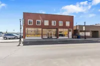 2Bdrm Stay in Downtown Cape, Walkable, Laundry