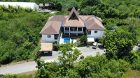 Azul de Panglao Hotel Отели рядом с достопримечательностью «Данао Бич»