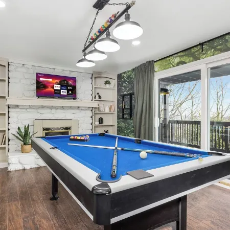 Game Room, Hot Tub, Pet-Friendly, Fire-pit, Views on 3-Acres in Seven Devils