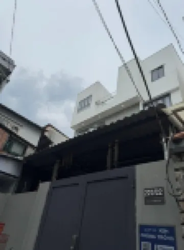 เออร์บาเนสต์ เซอร์วิสอพาร์ตเมนต์ - ใกล้สนามบิน