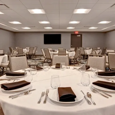 Embassy Suites Rockford Riverfront