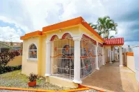 Charming 3-bedroom house with wifi and AC in Higuey, have a local experience!!