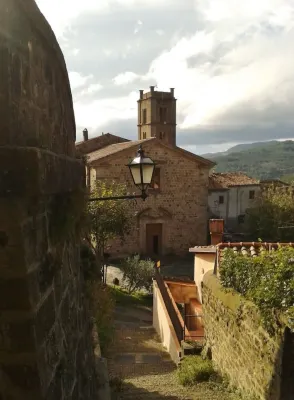 Monteluce House- A Charming House in the Village Hotel a Santa Fiora