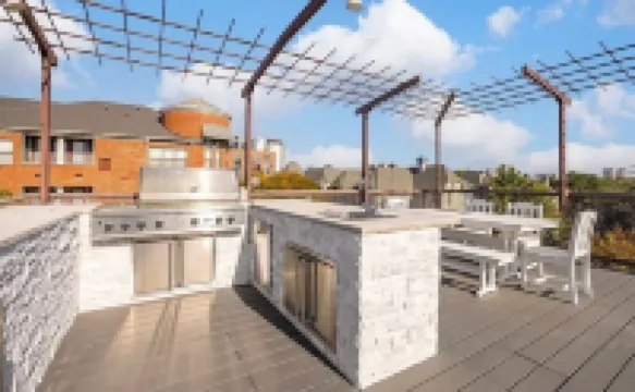 Dallas Townhouse with rooftop
