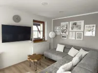 Vacation apartment Waldblick with pool and children's playground near the lake! Hotels in Dippoldiswalde